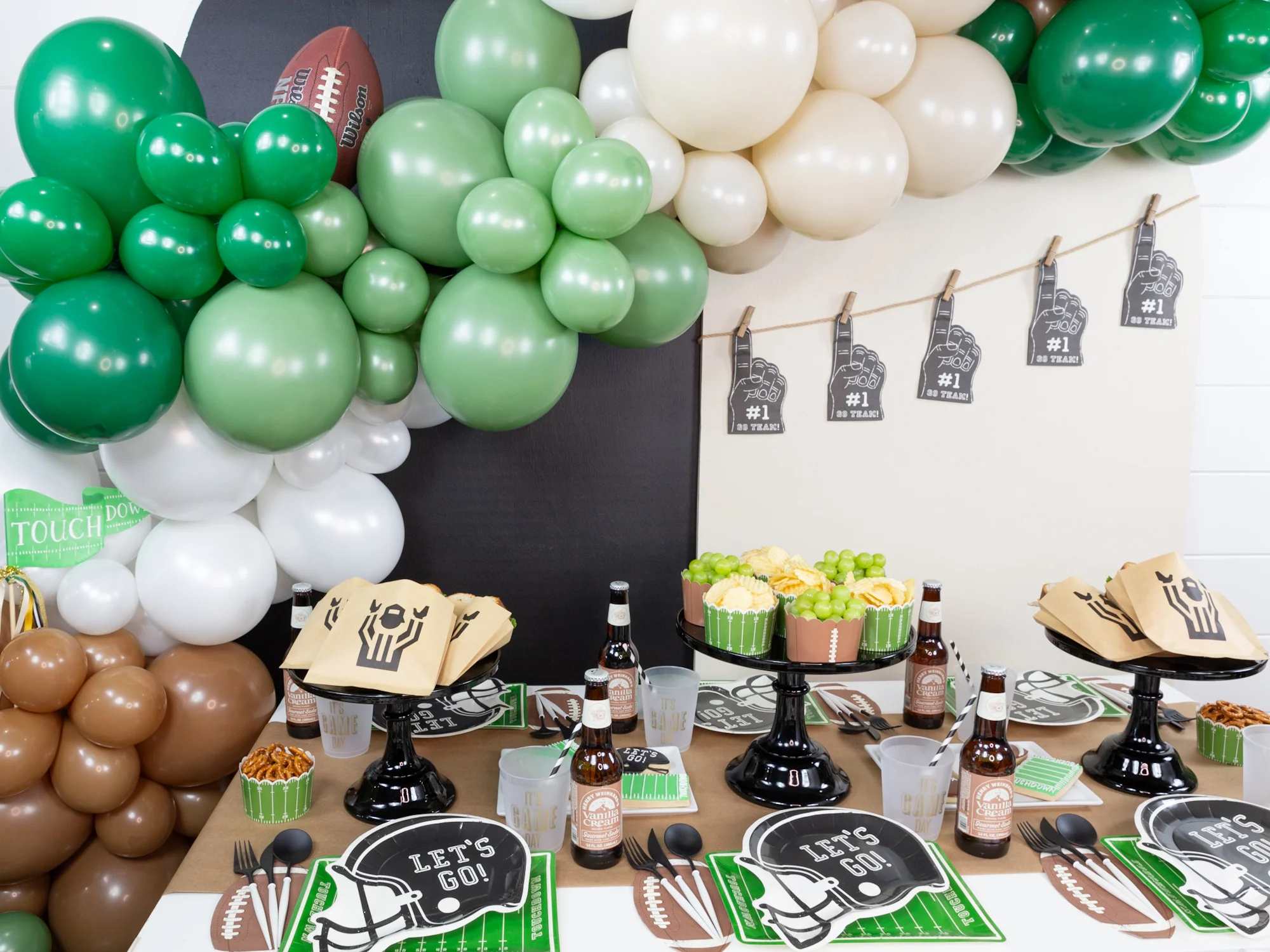 Football Party Decorations To Kick Off Football Season