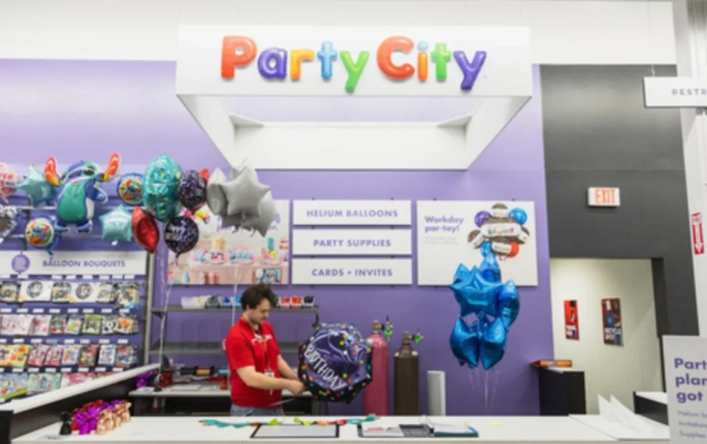 Iconic Retailer Makes A Comeback Opens 700 New In Store Locations