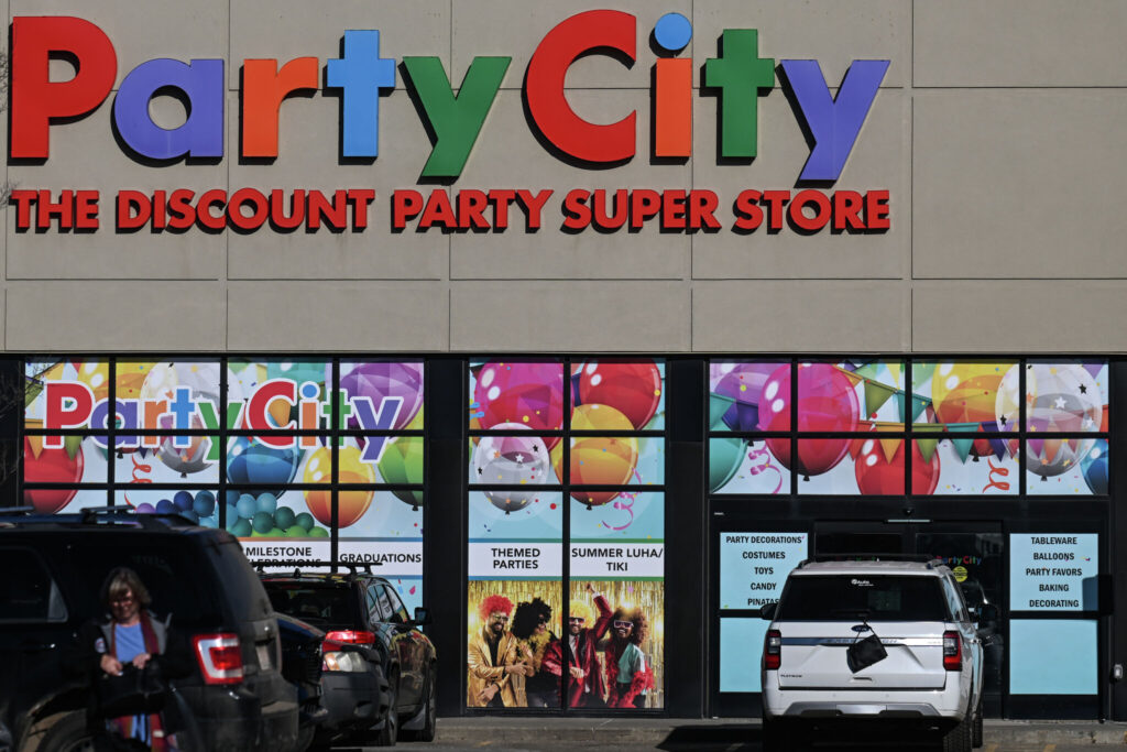 Party City Austin Staying Open 19999558