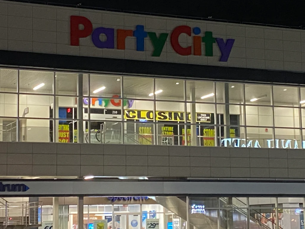 This Staten Island Party City Is Closing What You Need To Know About The Locations Deep Discounts